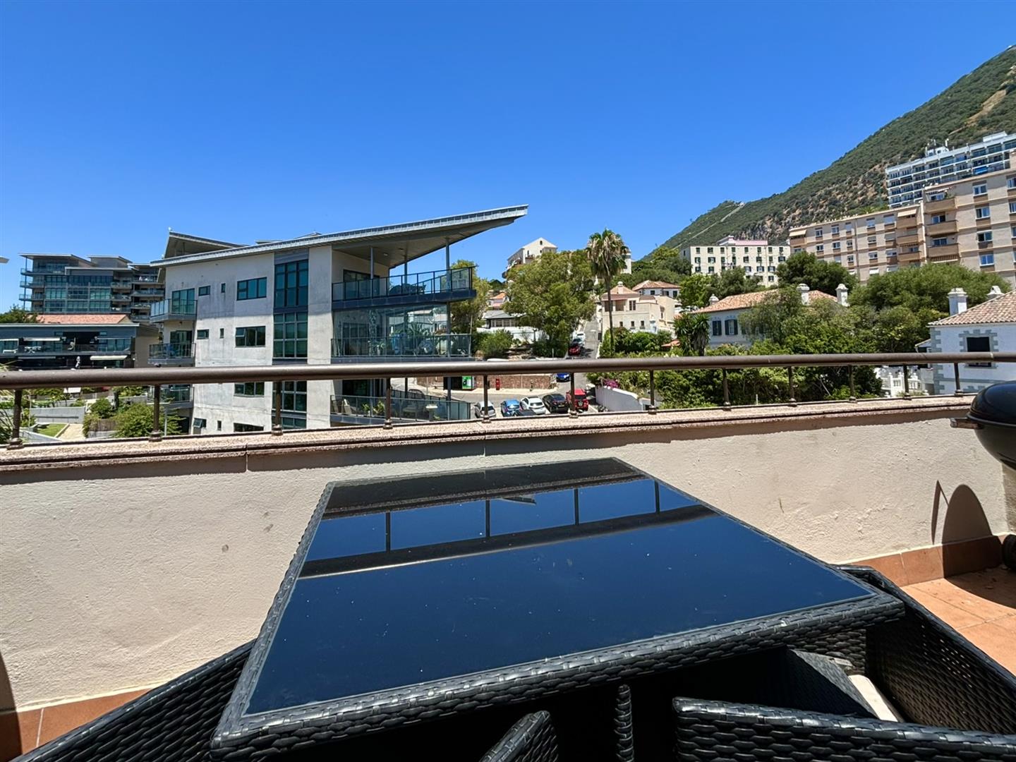 Image of Apartment - 3 Bedrooms - 1 Bathrooms for Sale in Rosia Plaza-Gibraltar, Image 5